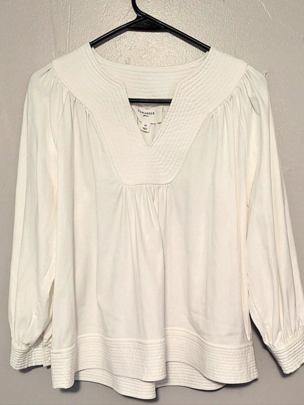Pomander Pleated Collar Blouse in White Size Medium Like New